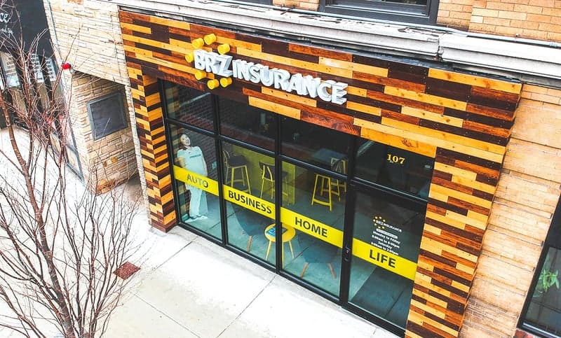 Fachada do escritório da Breezy Seguros