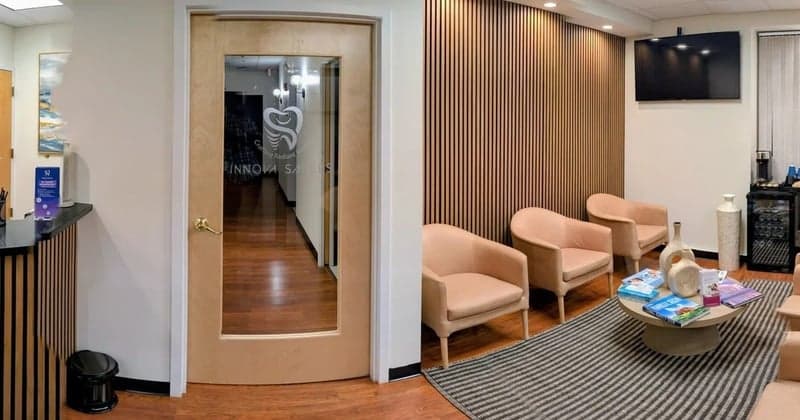 Sala de espera da Innova Smiles