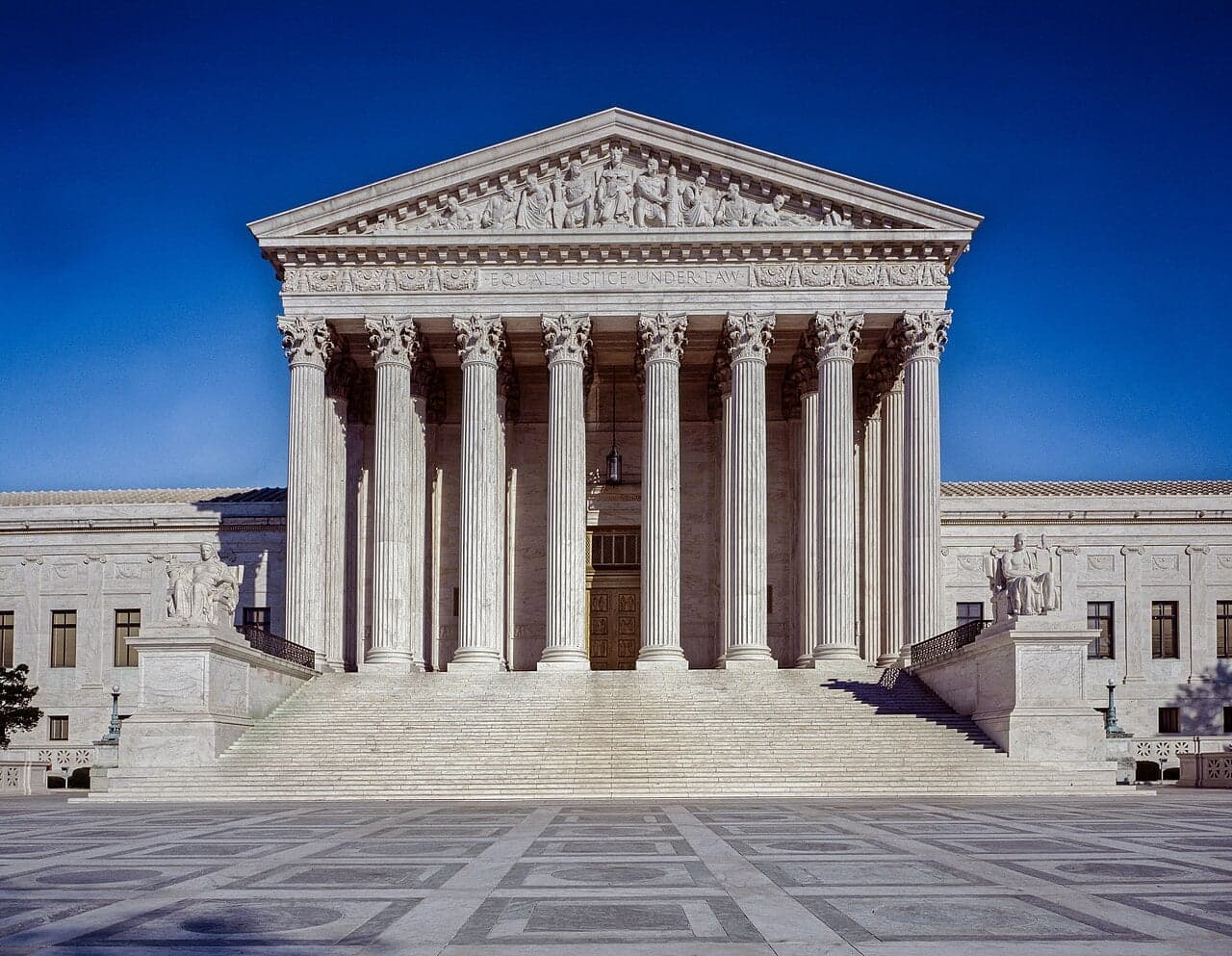 Fachada da Suprema Corte dos Estados Unidos, em Washington; fotografia de arquivo.